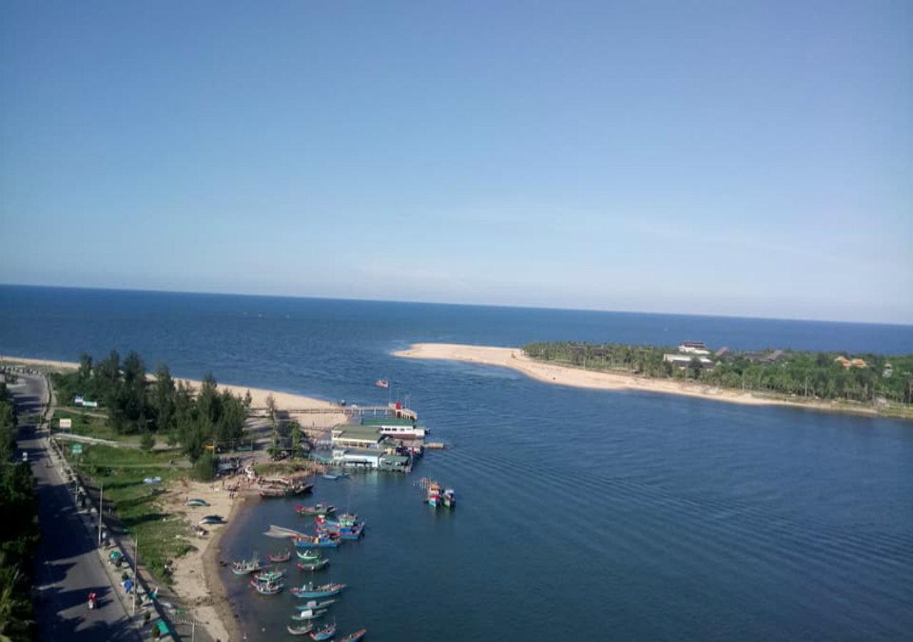 Anh Linh 2 Hotel Донгхой Экстерьер фото